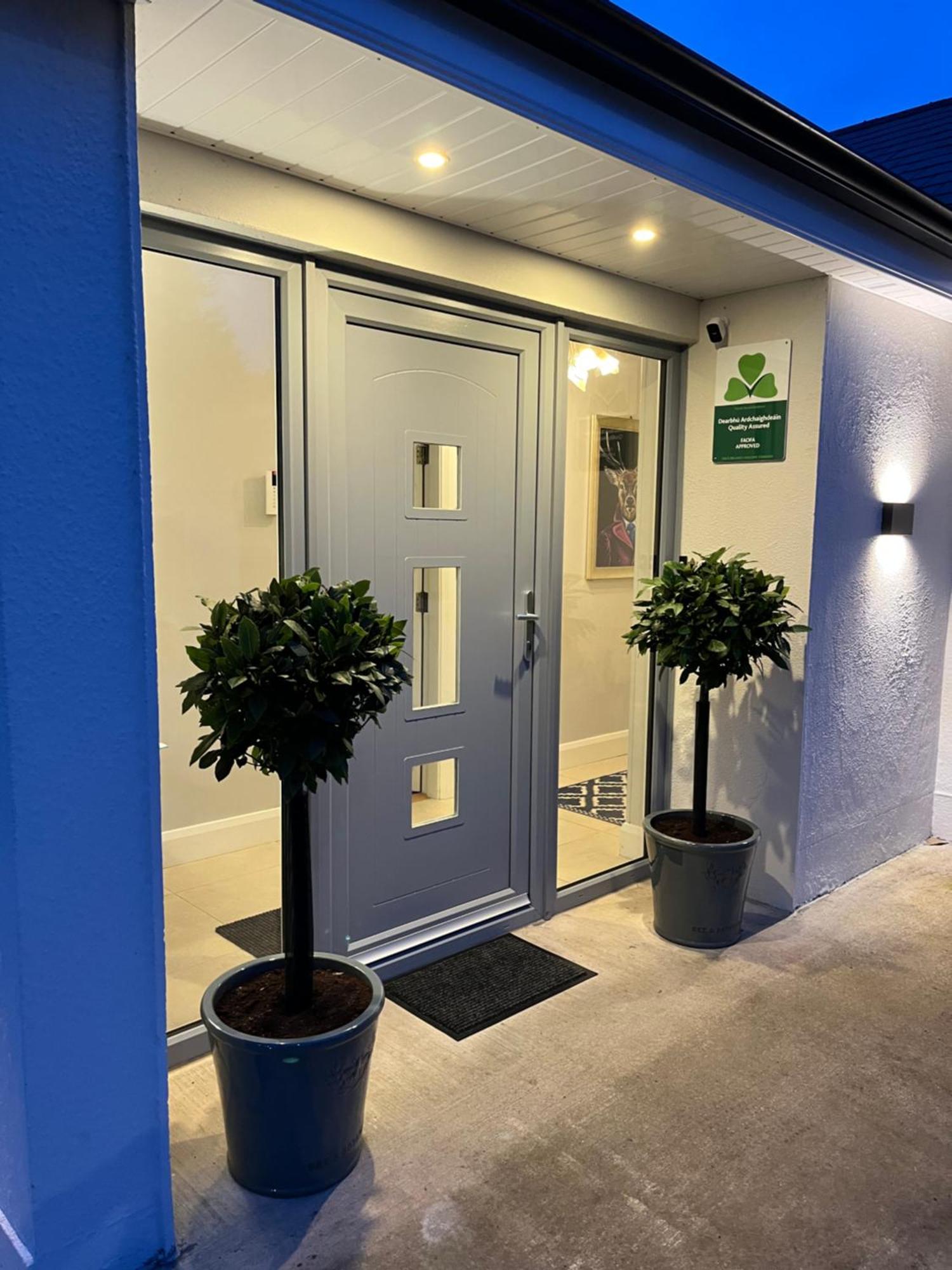 The Hillcrest, Luxury Accommodation In Castleblayney Town Экстерьер фото