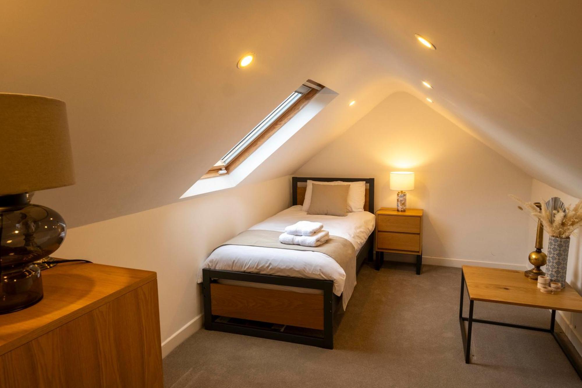 The Hillcrest, Luxury Accommodation In Castleblayney Town Экстерьер фото